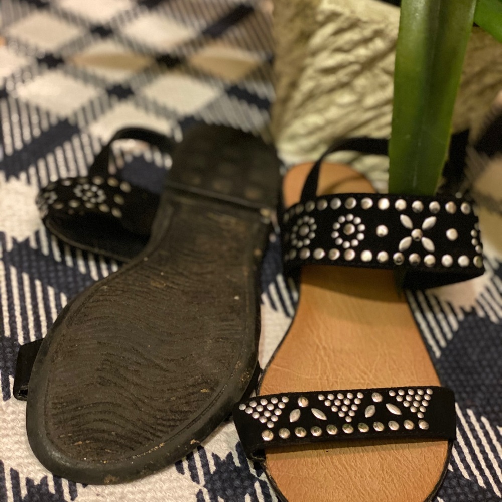 Sandals - Picture 2 of 2